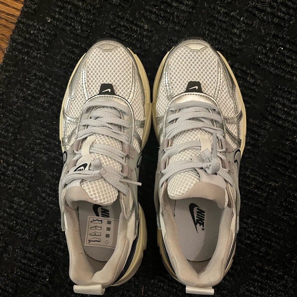 Nike V2k run Sneakers